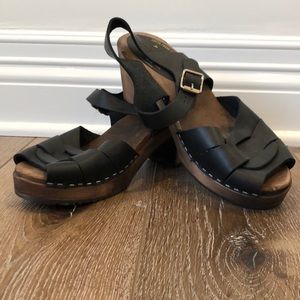 Lotta’s From Stockholm open toe clogs